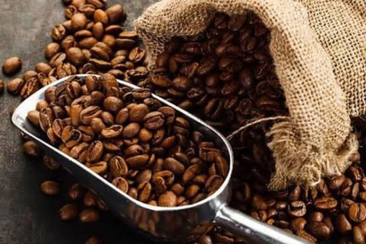 چرا قهوه بعضی افراد را خواب آلود می کند ؟