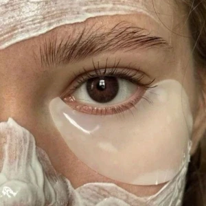 عکس استرس و پوستت در ارتباطن؟